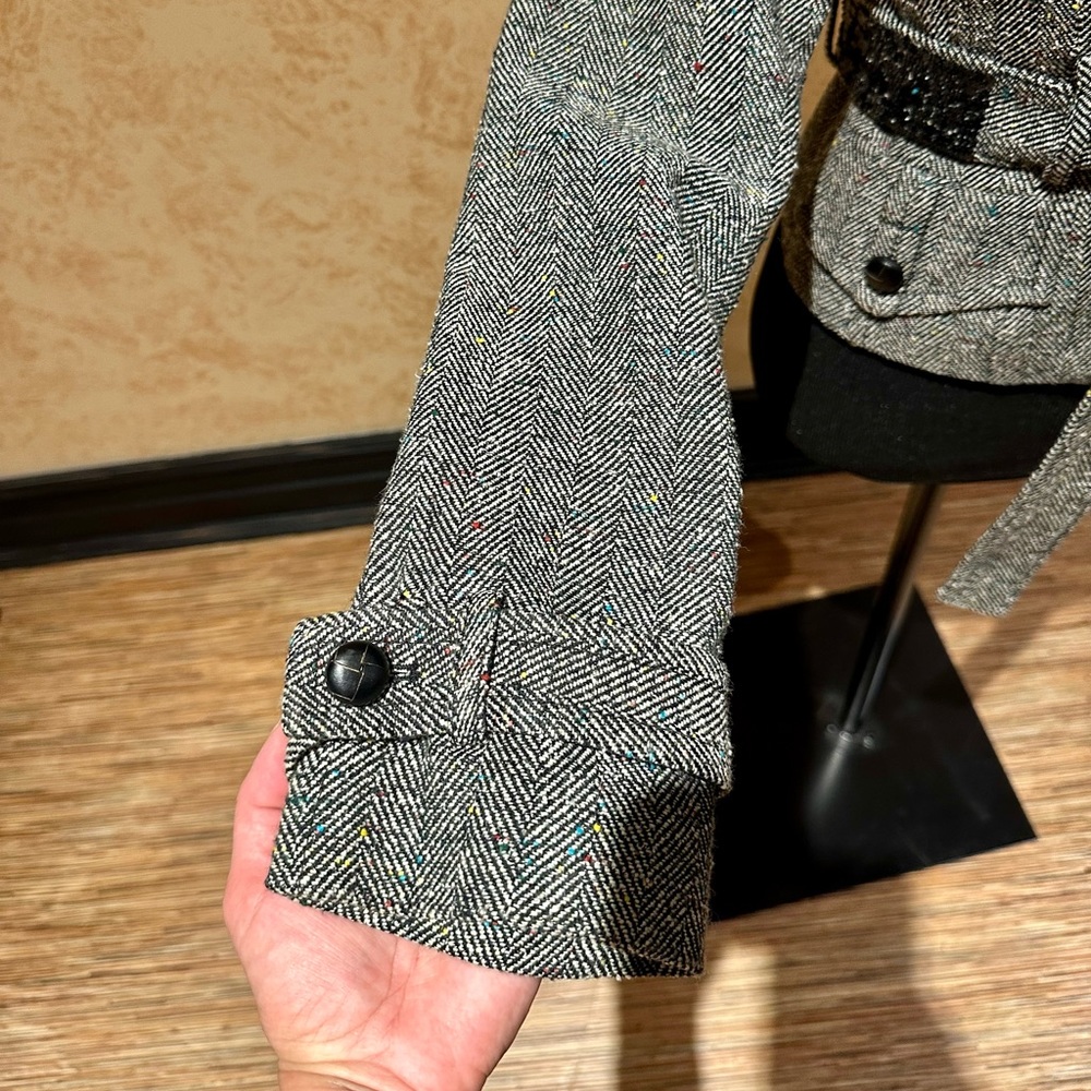 Bcbgmaxazria- Herringbone Pattern -Tweed Cropped … - image 4